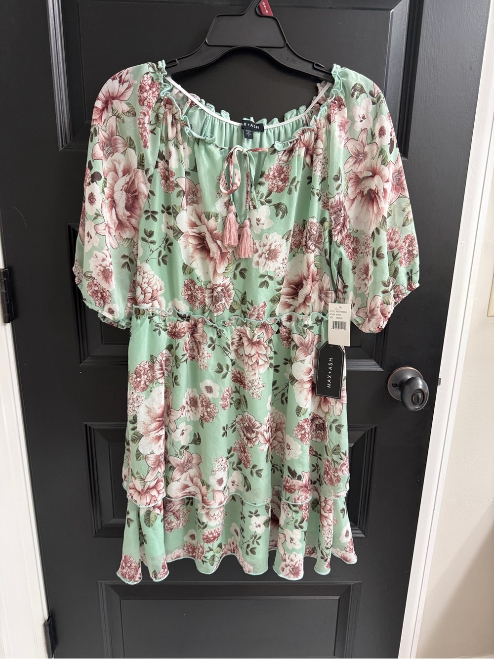 MAX + ASH NWT Sage Floral Peasant Boho Mini Dress Medium